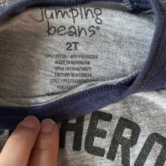 2T Bundle - Boys Character Shirts (Elmo, Mario, Snoopy, Disney Cars). - Picture 5 of 9